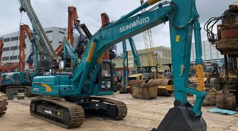 Sunward SA210 piling rig